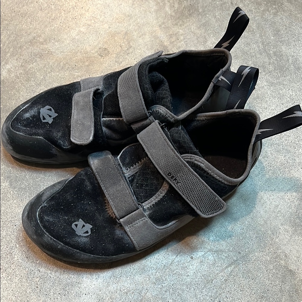 Evolv Black climbing Shoes with Velcro Straps and Mesh Design